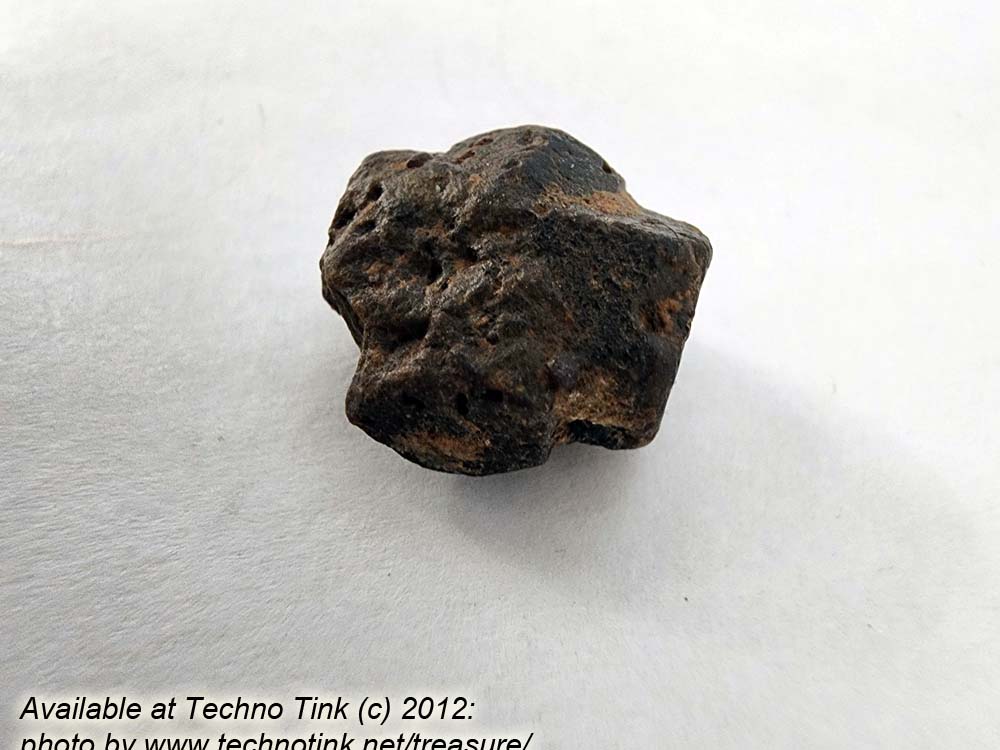 Staurolite Celtic cross - small approximately .75x.75x.5 FC010