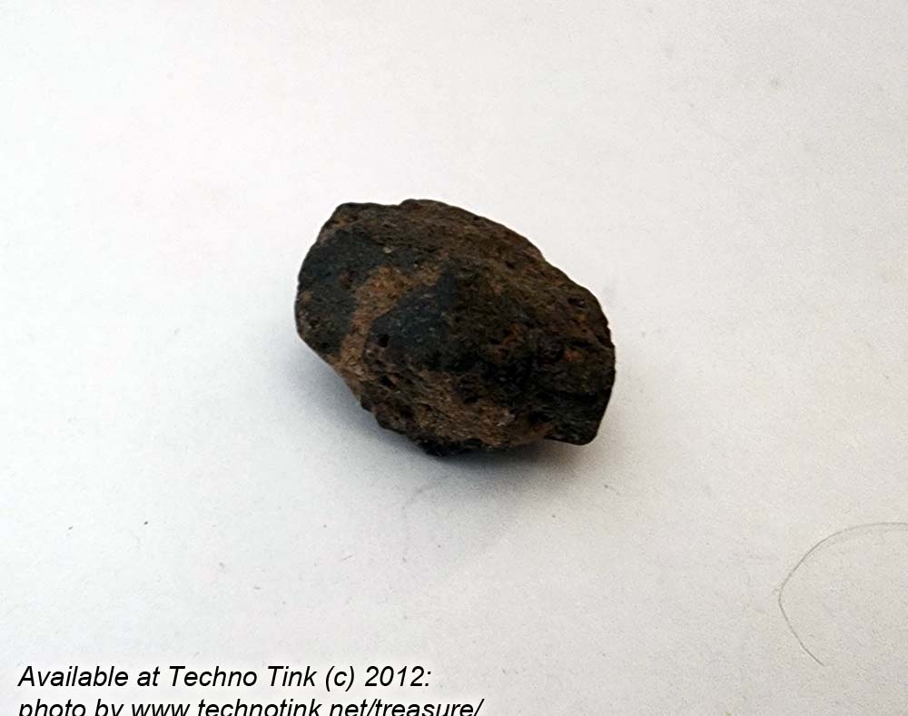 Staurolite Celtic cross - small approximately .75x.75x.5 FC010 - Image 7