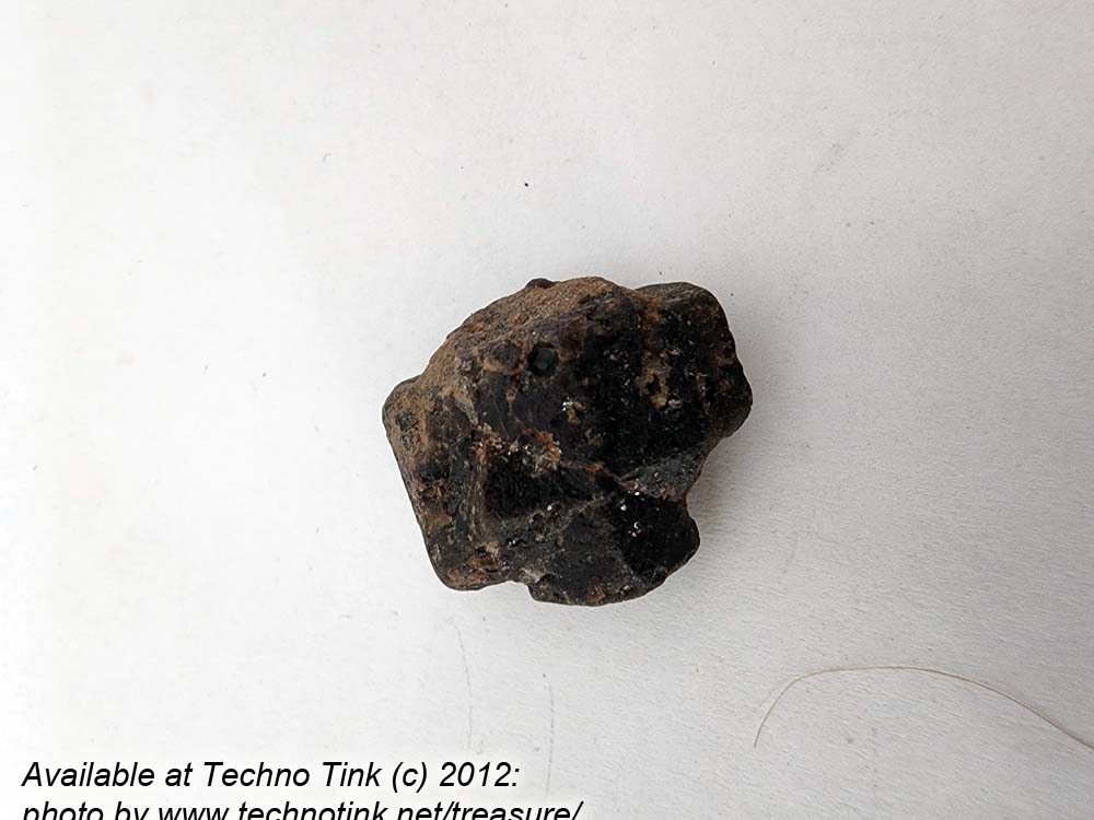Staurolite Celtic cross - small approximately .75x.75x.5 FC010 - Image 10