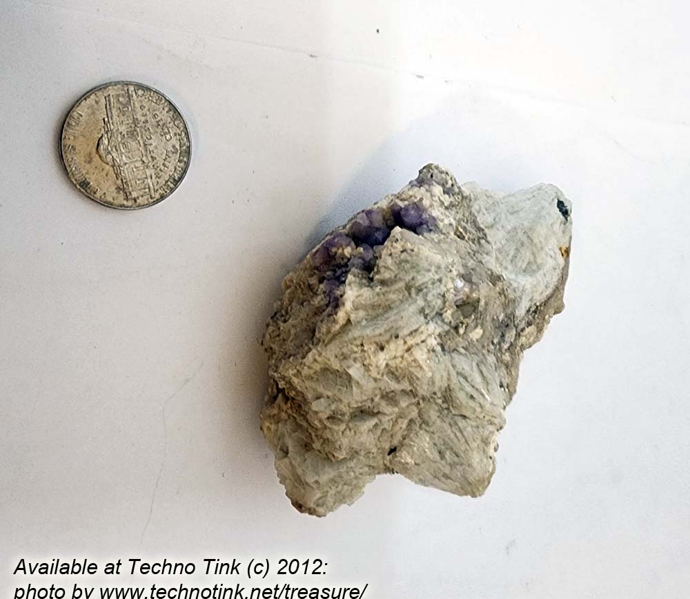 Small Fluorapatite Crystals and Quartz? approx 3"x2"x1" - Image 2