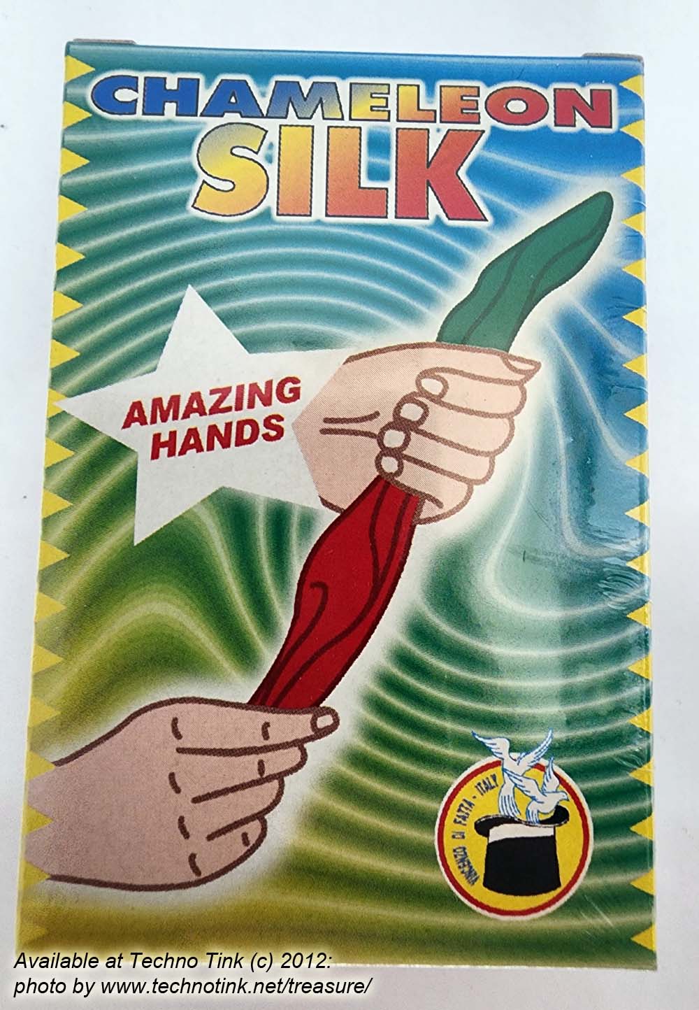 Chameleon Silk Tube + 3 nine inch silks Trick by Vincenzo Di Fatta