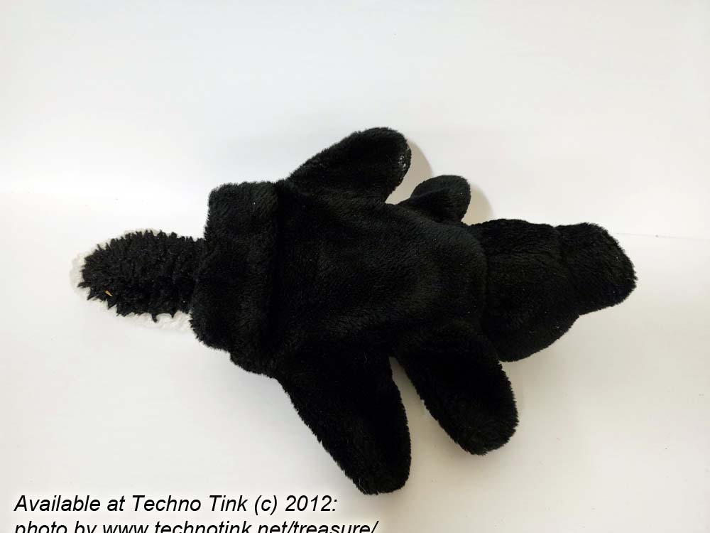 Black White Skunk Hand Puppet - Image 6