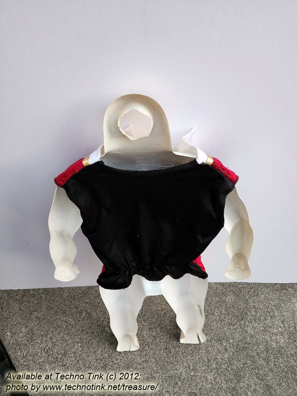 Used Red velvet style Toddler's Polyester Pirate style Sleeveless shirt - Image 6