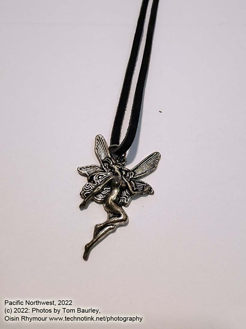 Broche Pin Fearies En Pewter émaillé BUTW 4808B - Neuf Avec étiquettes, Féérique Et Détaillée