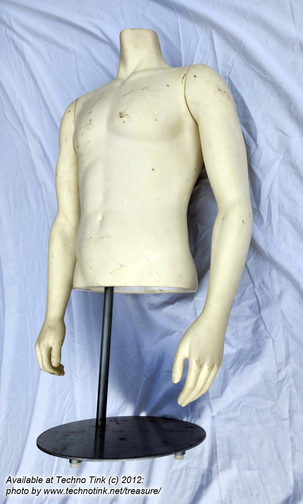Male Torso Mannequin with magnetic detachable arms straight down - Image 5