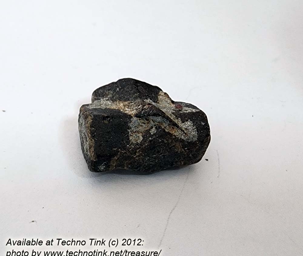 Staurolite Celtic cross - medium approximately 1x.75x.5 inches FC021 - Image 8