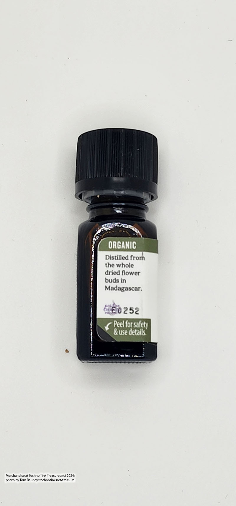 Aura Cacia Organic Clove Bud Essential Oil 0.25 fl. oz. - Image 9