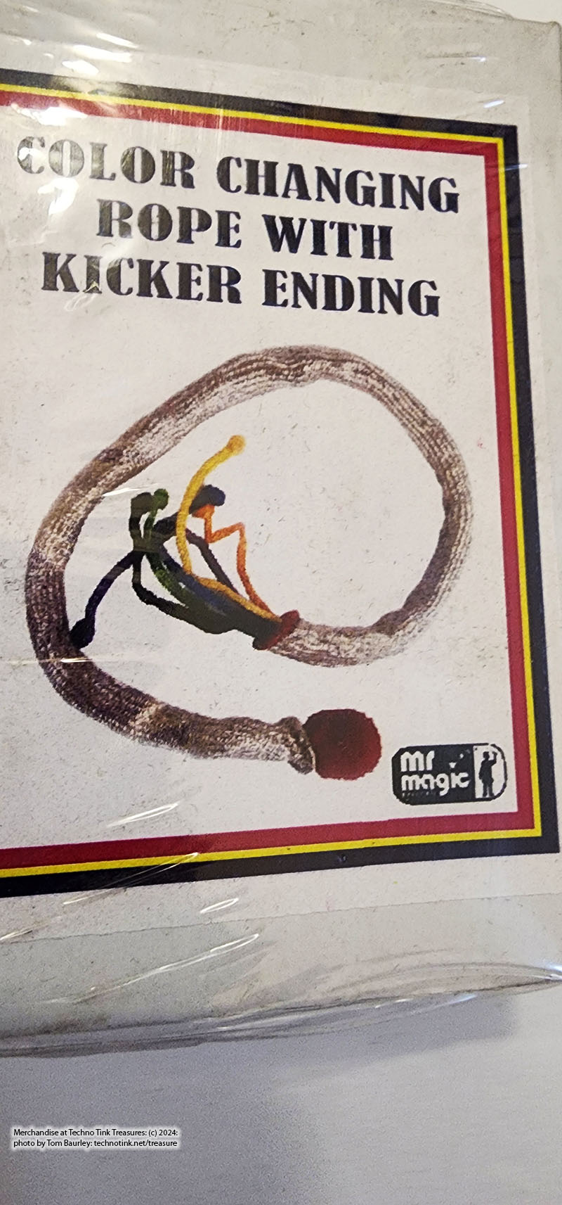 Color Changing Rope with Kicker Ending by Mr. Magic - Image 3