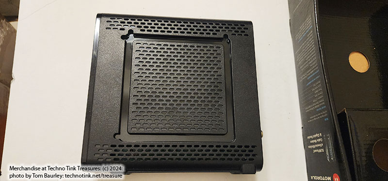 ARRIS SURFboard SBG6580 DOCSIS 3.0 Cable Modem/ Wi-Fi Router - Image 11
