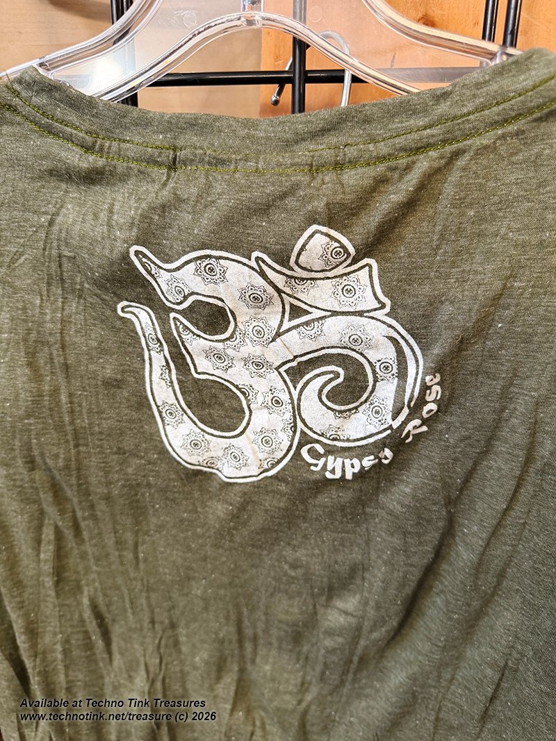 Shirt - T Shirt : Celtic Tree Design, Medium - Image 14